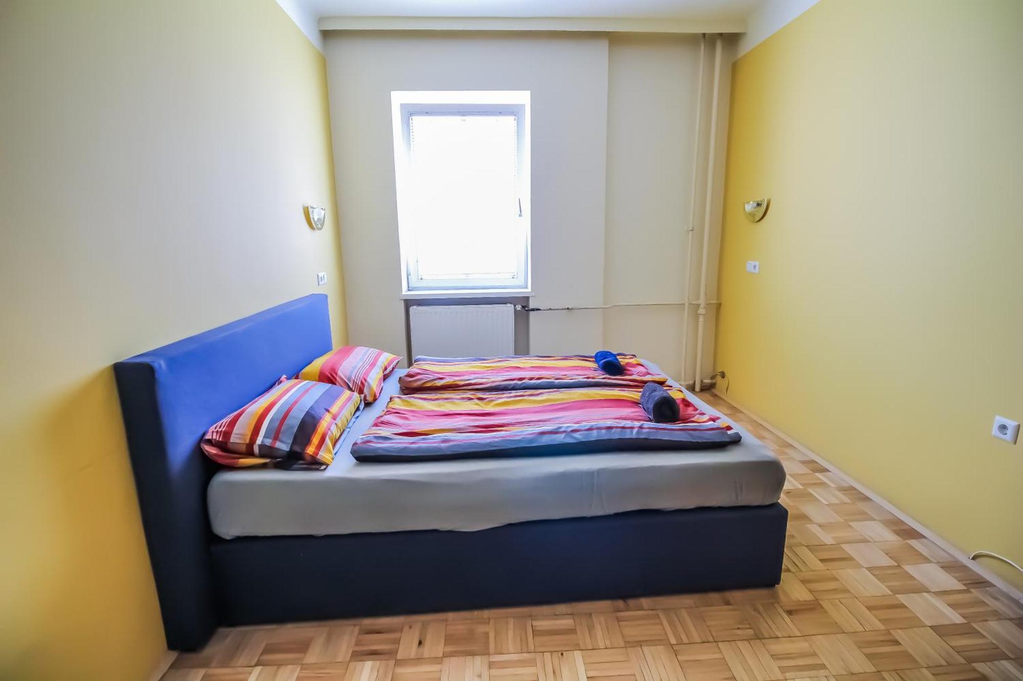 Cozy Rooms - U3 Hutteldorferstrasse Відень Екстер'єр фото