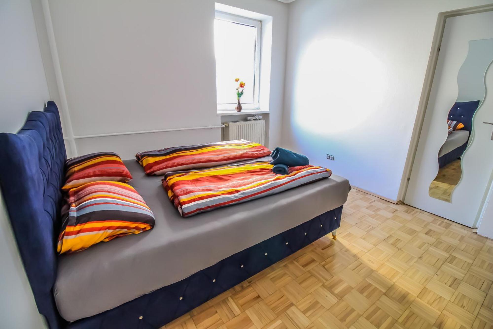 Cozy Rooms - U3 Hutteldorferstrasse Відень Екстер'єр фото